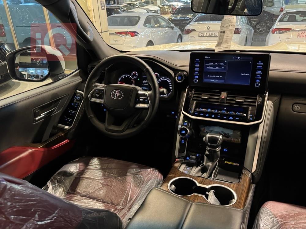 تويوتا لاندكروزر